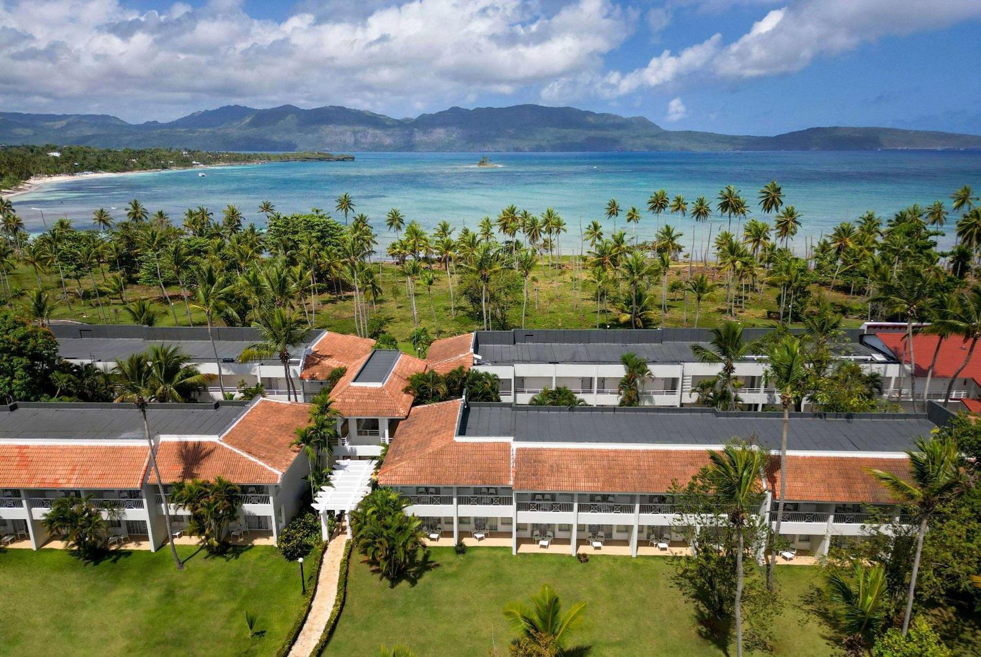 Wyndham Alltra Samana All Inclusive Resort Exterior foto